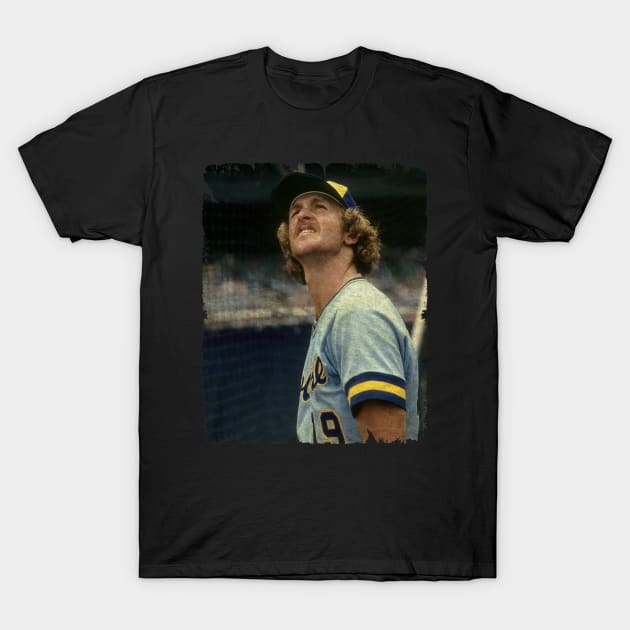 Robin Yount in Milwaukee Brewers T-Shirt by PESTA PORA